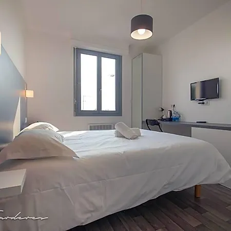 Le Matisse Centre 여관 2*