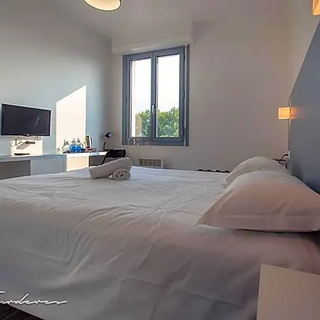 אורחן Le Matisse Centre 2*
