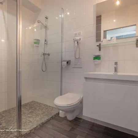 Le Matisse 3* Pau