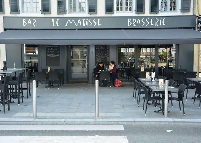 Le Matisse Värdshus Pau