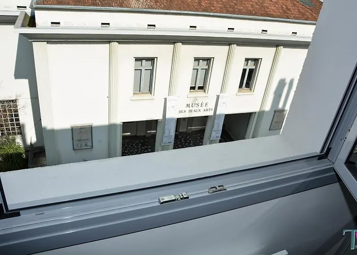 Le Matisse Centre 2* Pau